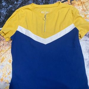 Quarter zip short sleeve crop